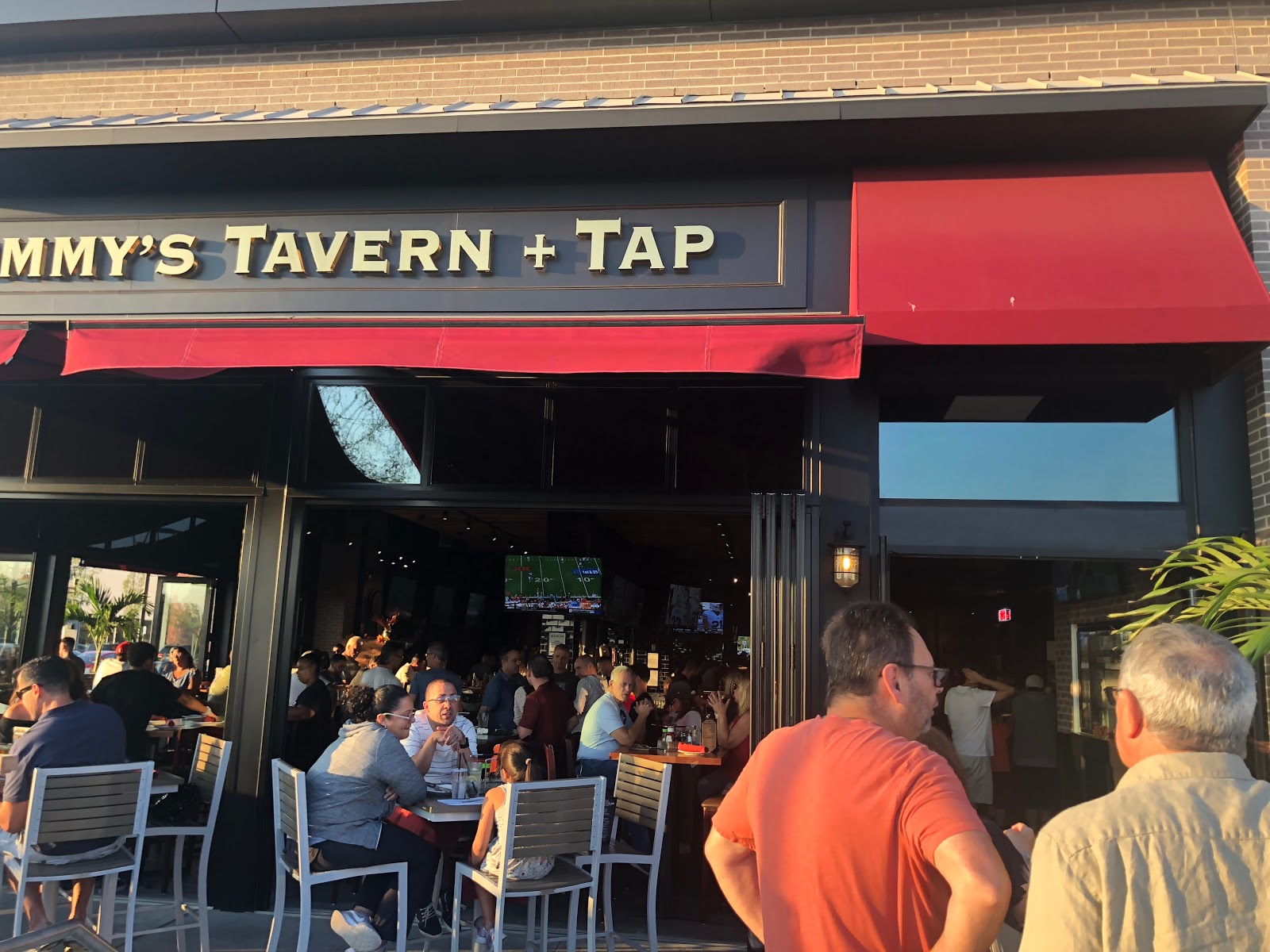 Tommy's Tavern + Tap